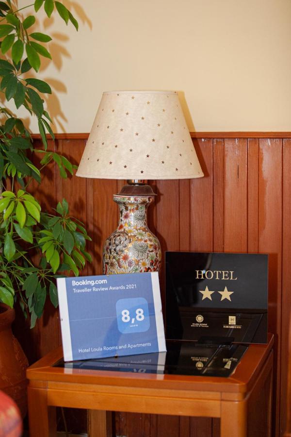 קמנה וורלה Hotel Loula Rooms And Apartments מראה חיצוני תמונה